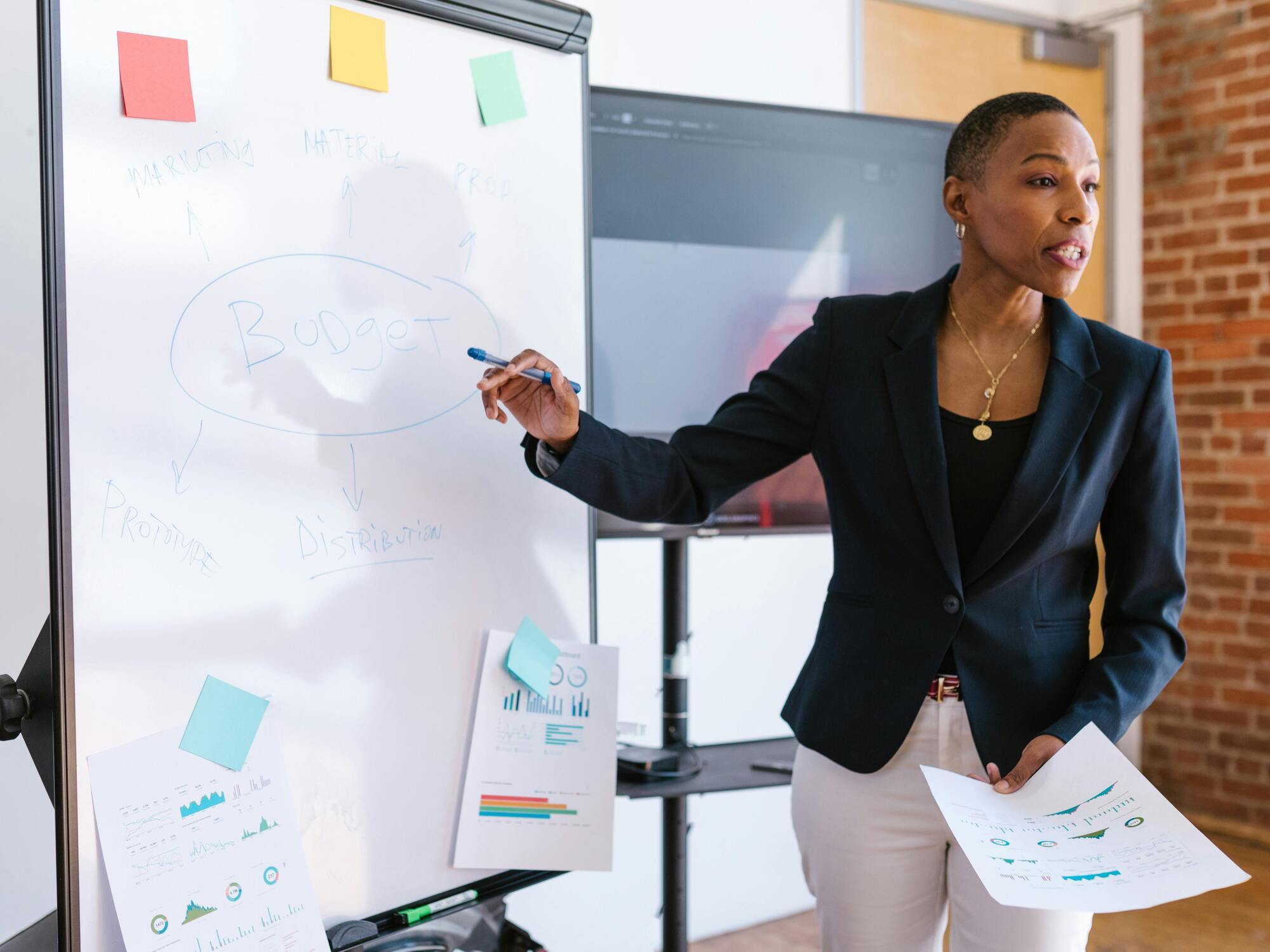 ezgif-43b8c65af22a3bff